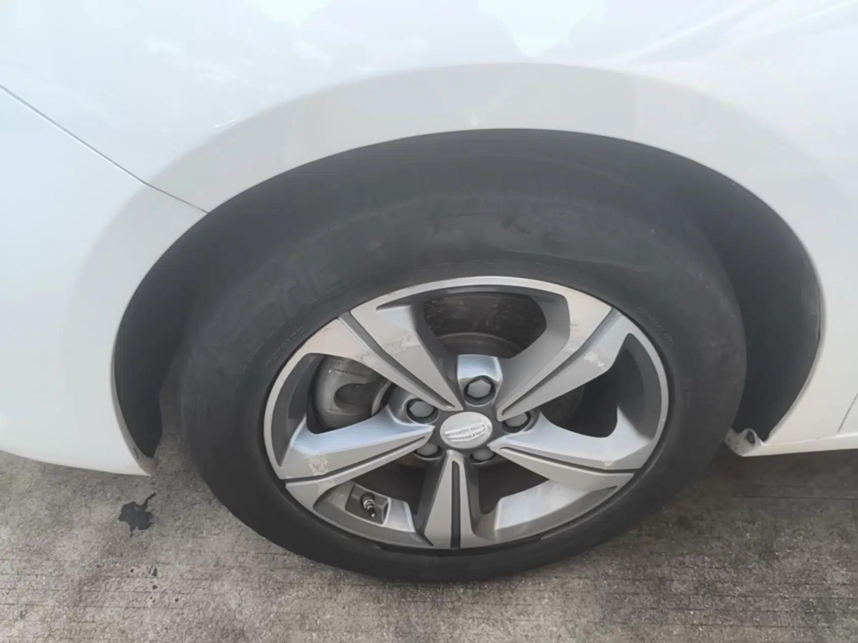Geely Auto Emgrand GL 2018 1.4T DCT Elite Smart Connectivity Version — миниатюра 10