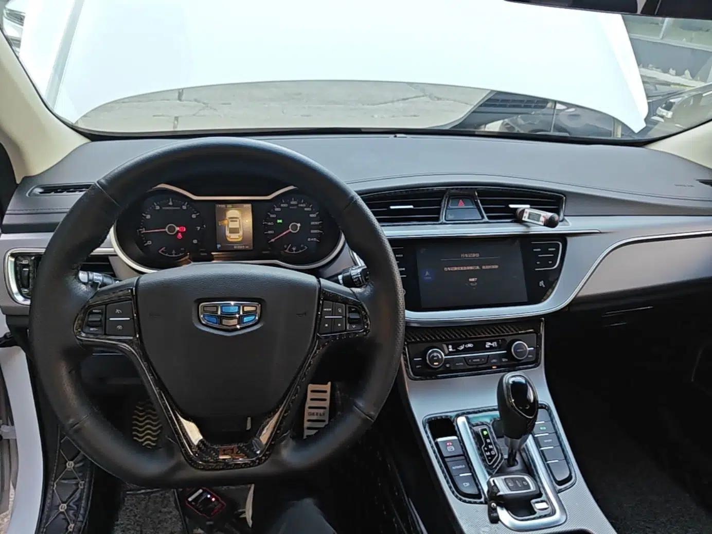 Geely Auto Emgrand GL 2018 1.4T DCT Elite Smart Connectivity Version — миниатюра 17