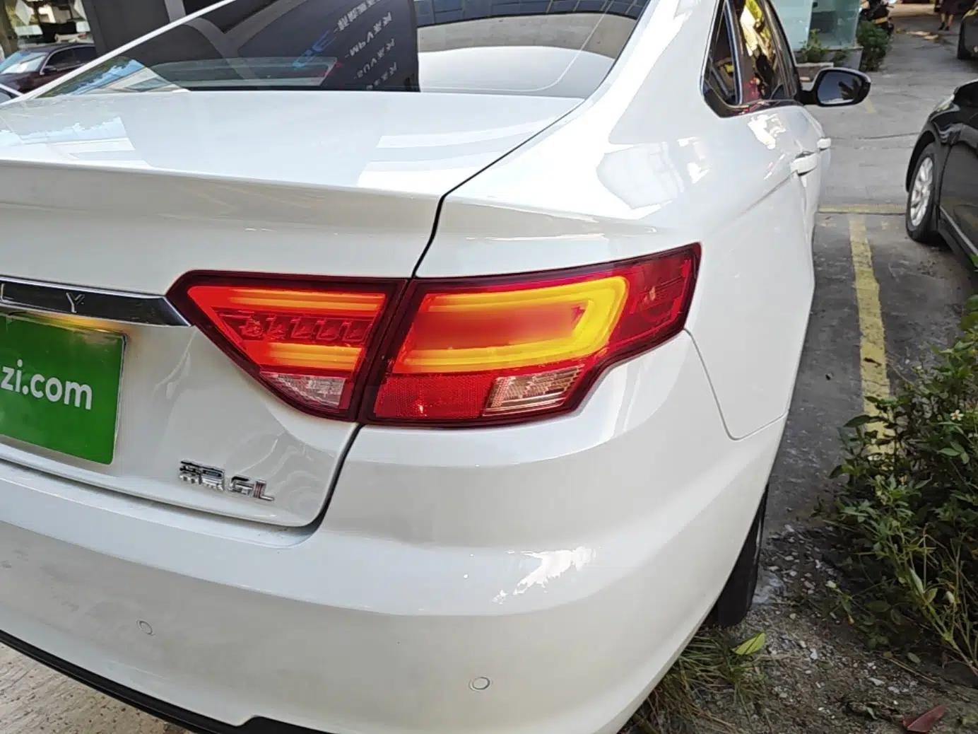 Geely Auto Emgrand GL 2018 1.4T DCT Elite Smart Connectivity Version — миниатюра 9