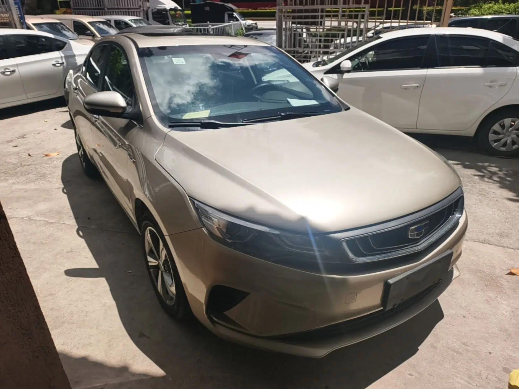 Geely Auto Emgrand GL 2018 1.4T DCT Elite Smart Connectivity Version — миниатюра 3