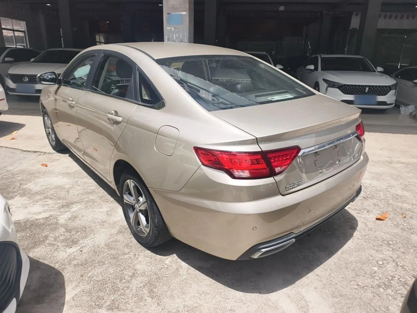 Geely Auto Emgrand GL 2018 1.4T DCT Elite Smart Connectivity Version — миниатюра 4