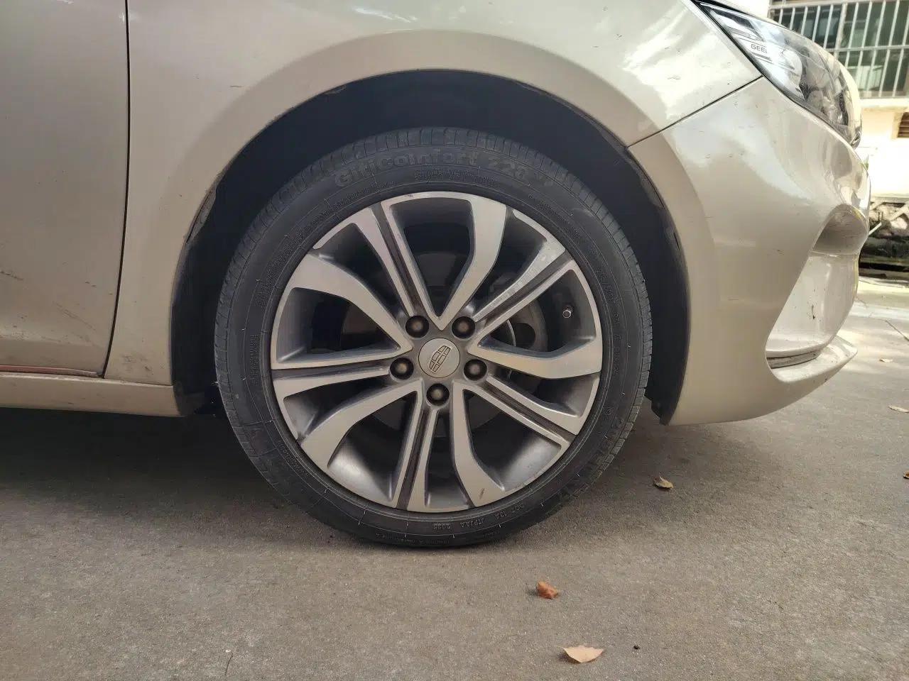 Geely Auto Emgrand GL 2018 1.4T DCT Prestige Smart Connectivity Version — миниатюра 8