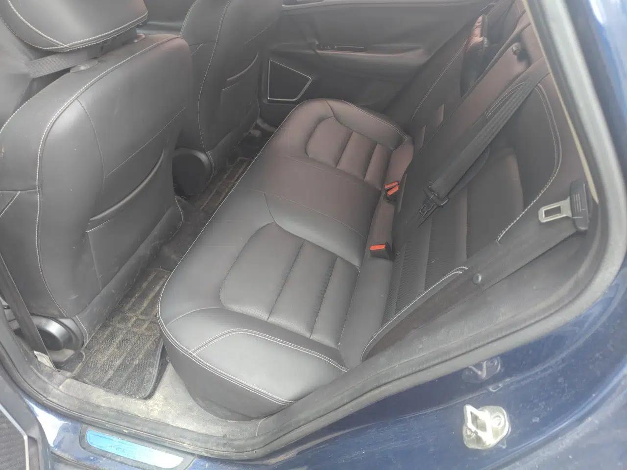 Geely Auto Emgrand GL 2017 1.3T DCT Elite Model — миниатюра 17