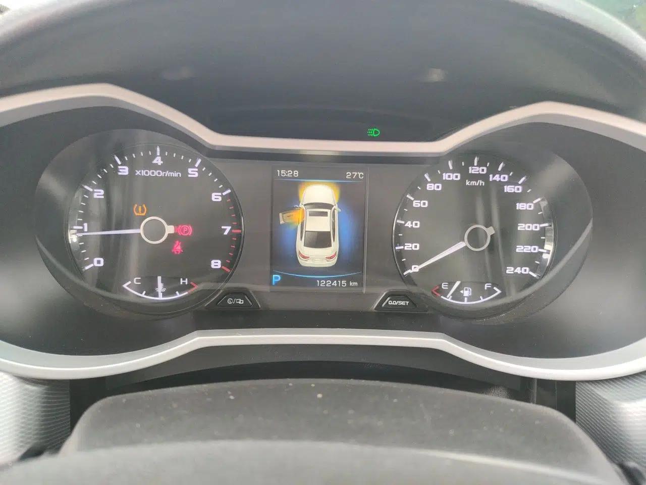 Geely Auto Emgrand GL 2018 1.8L DCT Elite Smart Connectivity Version — миниатюра 11