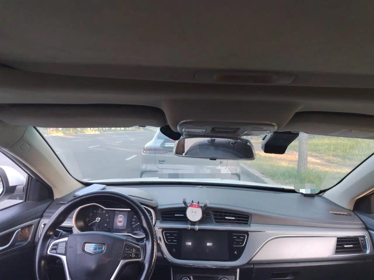 Geely Auto Emgrand GL 2018 1.8L DCT Elite Smart Connectivity Version — миниатюра 18
