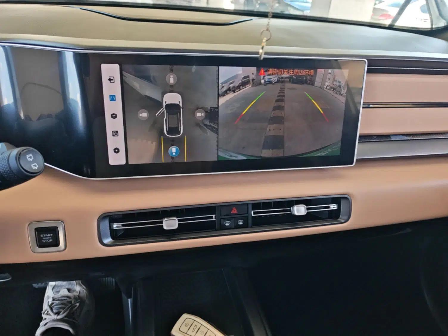 Geely Auto icon 2023 1.5TD Chocolate Smoothie Edition — миниатюра 20
