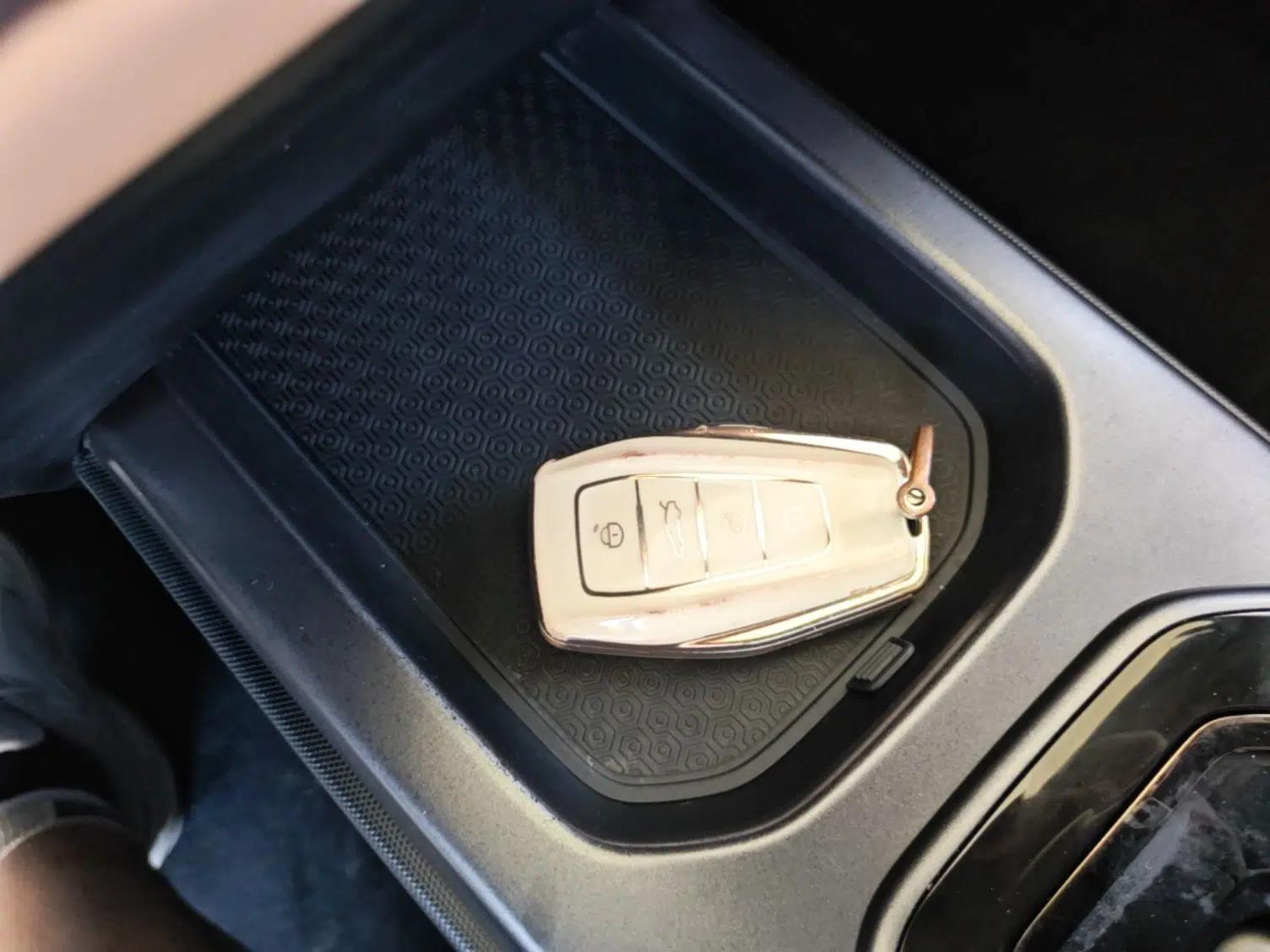 Geely Auto icon 2023 1.5TD Chocolate Smoothie Edition — миниатюра 28
