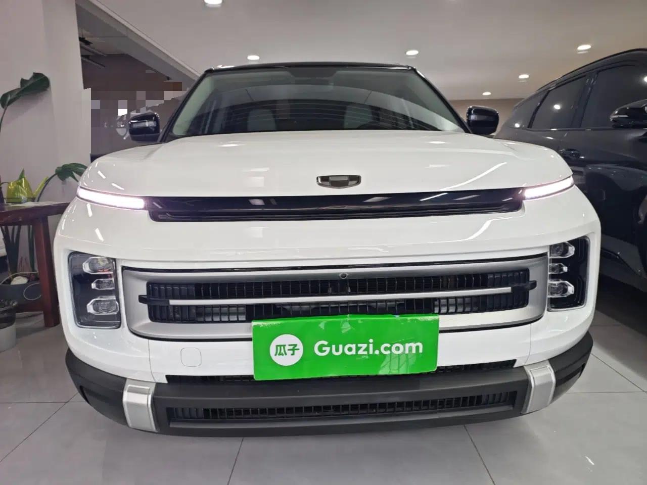 Geely Auto icon 2023 1.5TD Chocolate Smoothie Edition — миниатюра 2