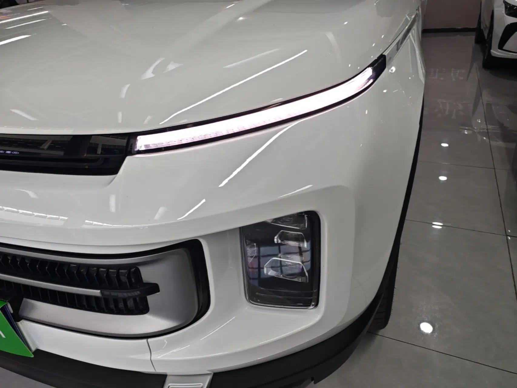Geely Auto icon 2023 1.5TD Chocolate Smoothie Edition — миниатюра 8
