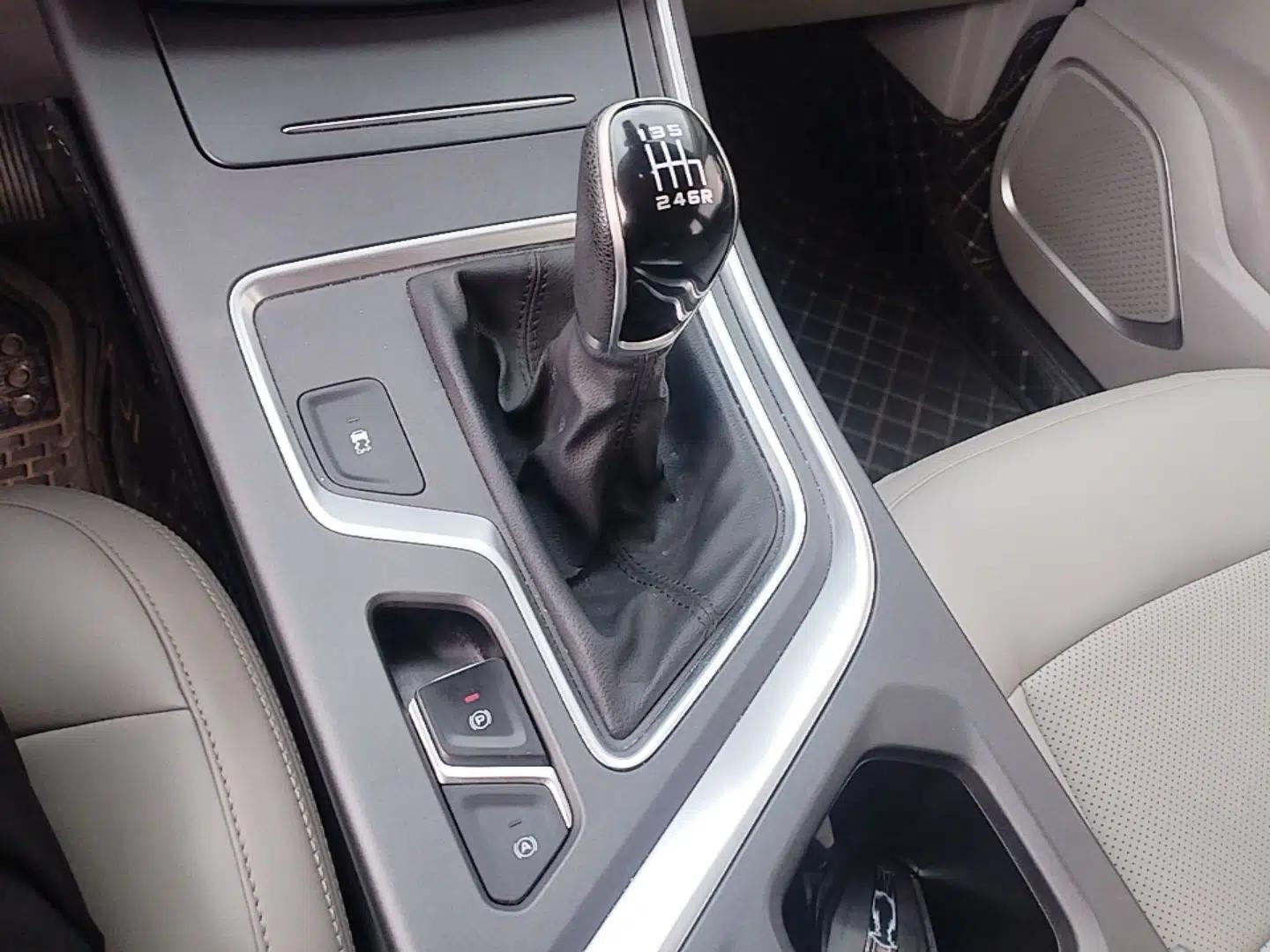 Geely Auto Jiajie 2021 Zhijing 1.5TD Manual Standard Model — миниатюра 16