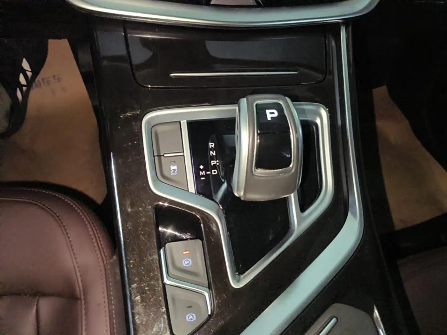 Geely Auto Jiajie 2022 1.8TD DCT Platinum Comfort Model — миниатюра 21