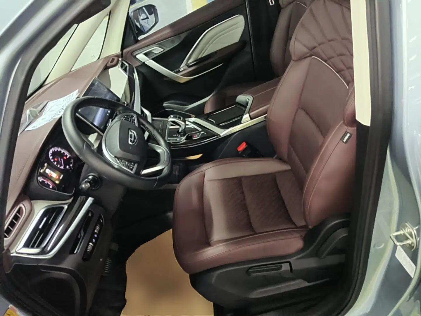 Geely Auto Jiajie 2022 1.8TD DCT Platinum Comfort Model — миниатюра 22