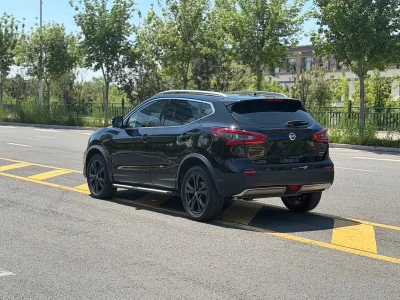 Nissan Qashqai 2022 2.0L CVT XV Prem Night Edition — миниатюра 4