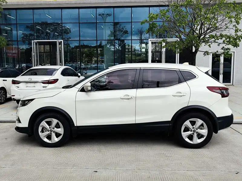 Nissan Qashqai 2023 Classic 2.0L Comfort Edition — миниатюра 3