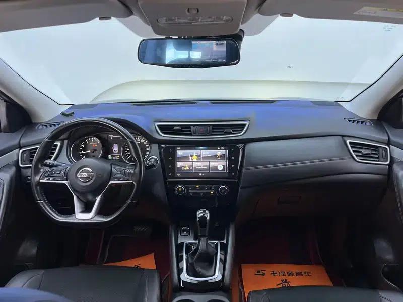 Nissan Qashqai 2019 2.0L CVT Luxury Edition — миниатюра 5