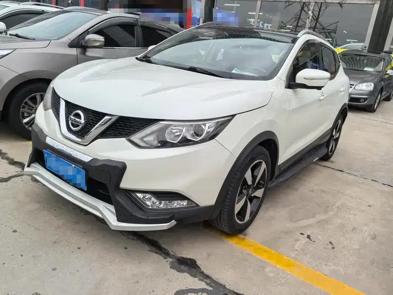 Nissan Qashqai 2016 2.0L CVT Luxury Edition — миниатюра 1