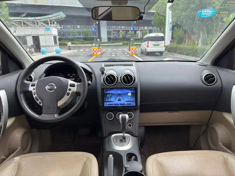 Nissan Qashqai 2011 2.0XV CVT 2WD — миниатюра 8
