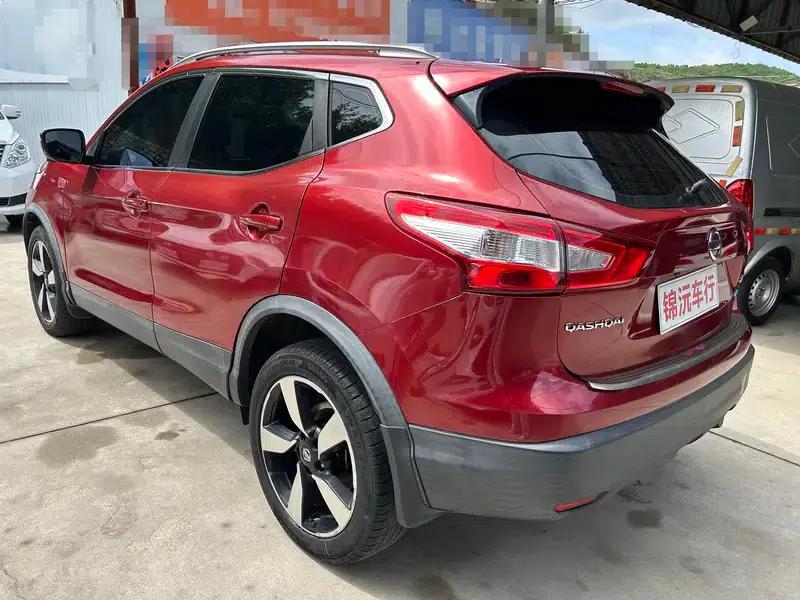 Nissan Qashqai 2016 2.0L CVT Luxury Edition — миниатюра 4