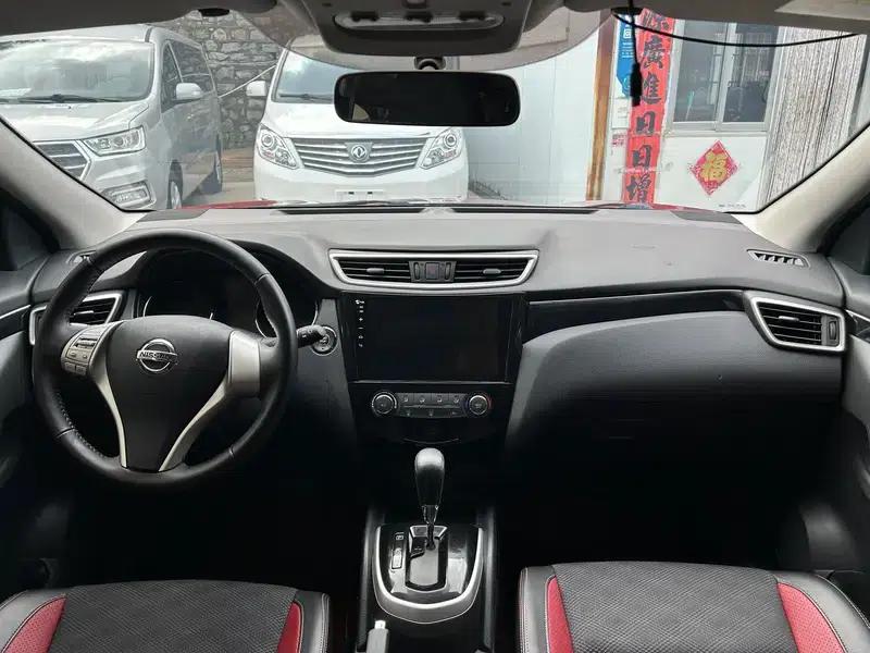 Nissan Qashqai 2016 2.0L CVT Luxury Edition — миниатюра 7