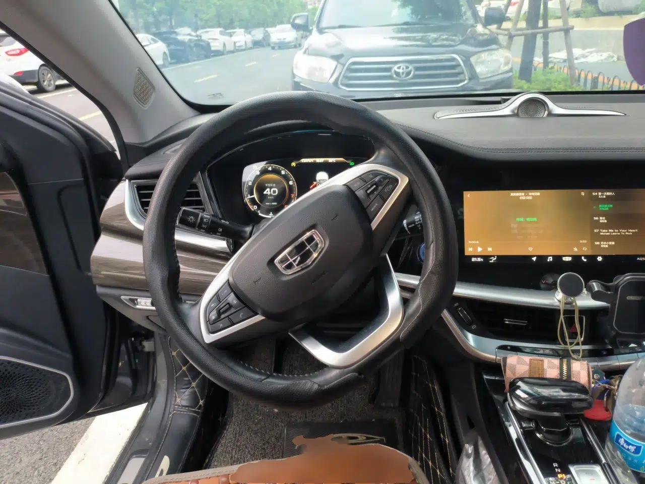 Geely Auto Emgrand GT 2018 1.5T MHEV Yaoxiang Edition — миниатюра 10