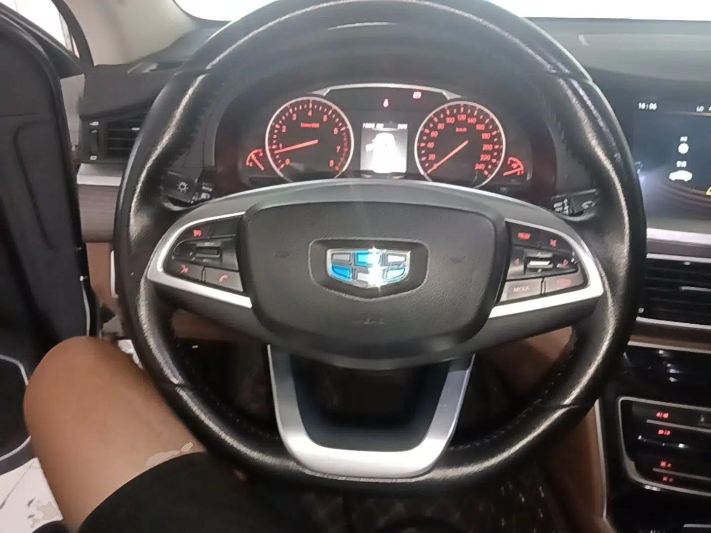 Geely Auto Emgrand GT 2017 1.8T Luxury Model — миниатюра 13