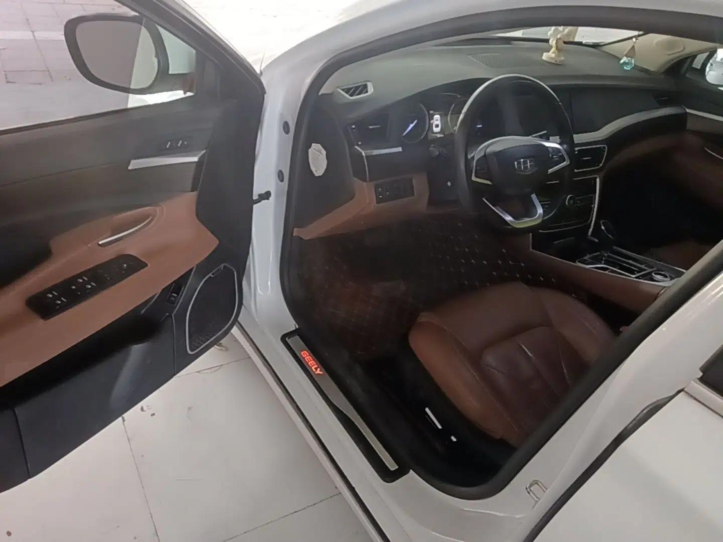 Geely Auto Emgrand GT 2017 1.8T Luxury Model — миниатюра 18