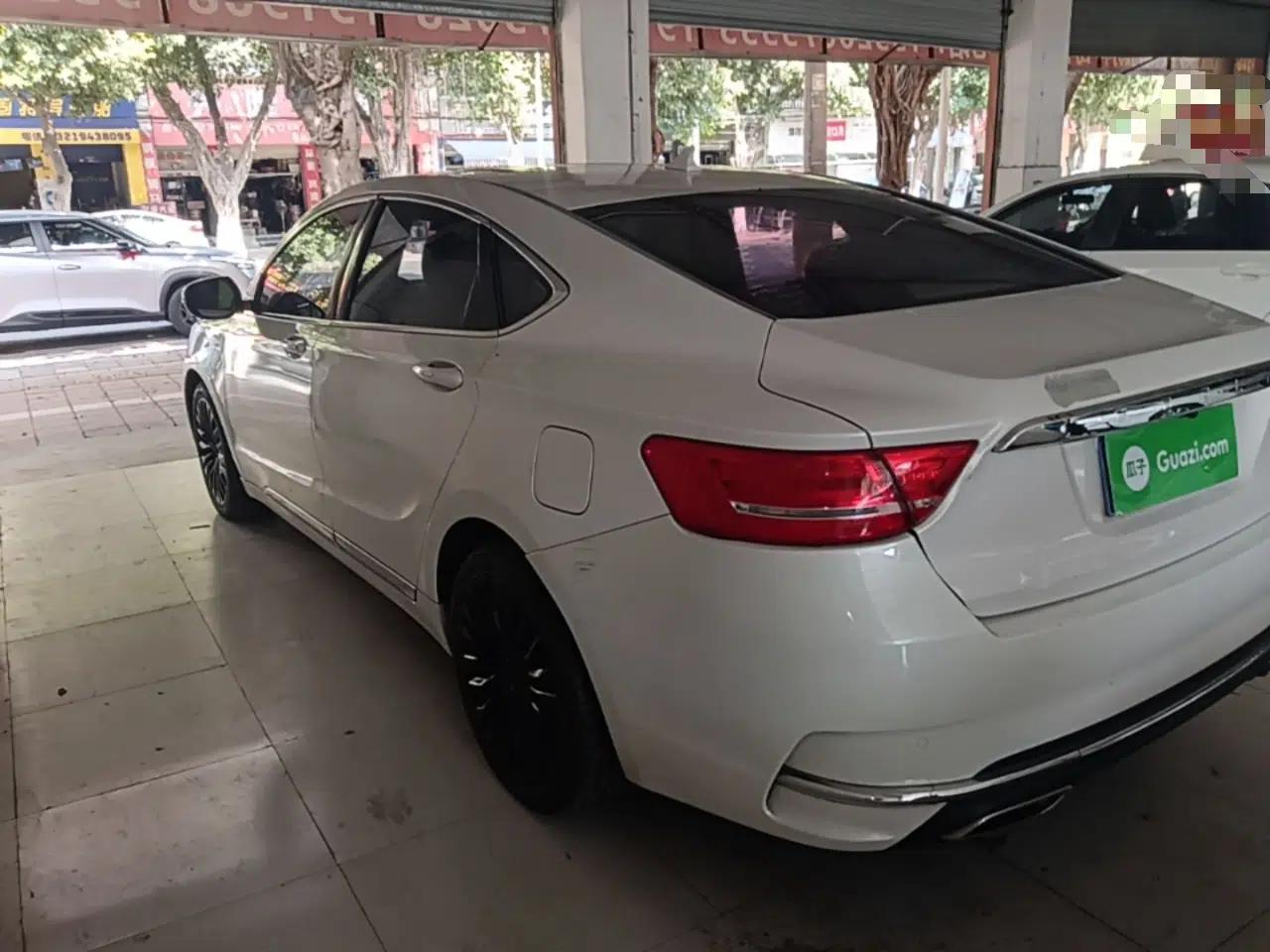 Geely Auto Emgrand GT 2017 1.8T Luxury Model — миниатюра 4
