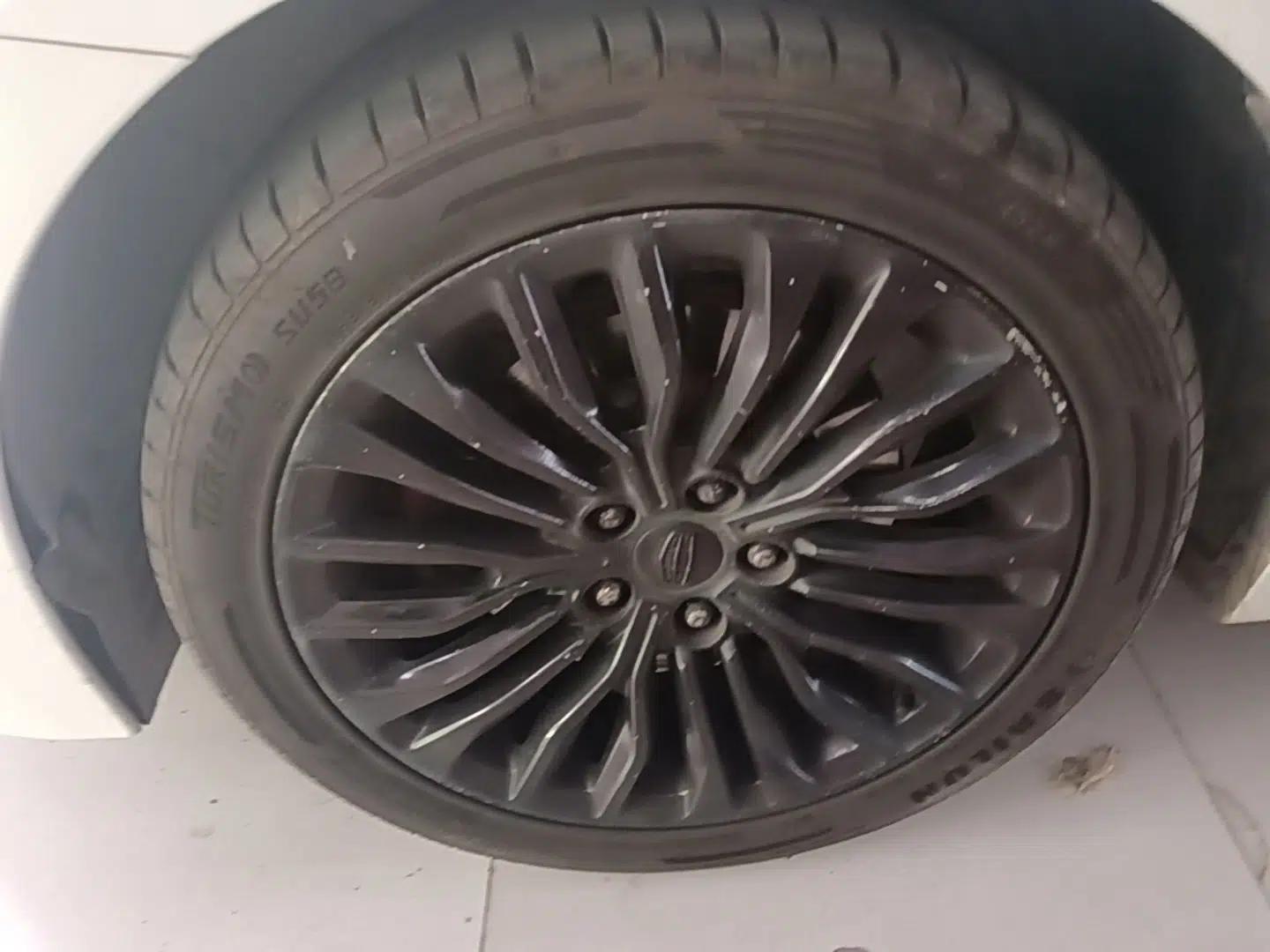 Geely Auto Emgrand GT 2017 1.8T Luxury Model — миниатюра 10