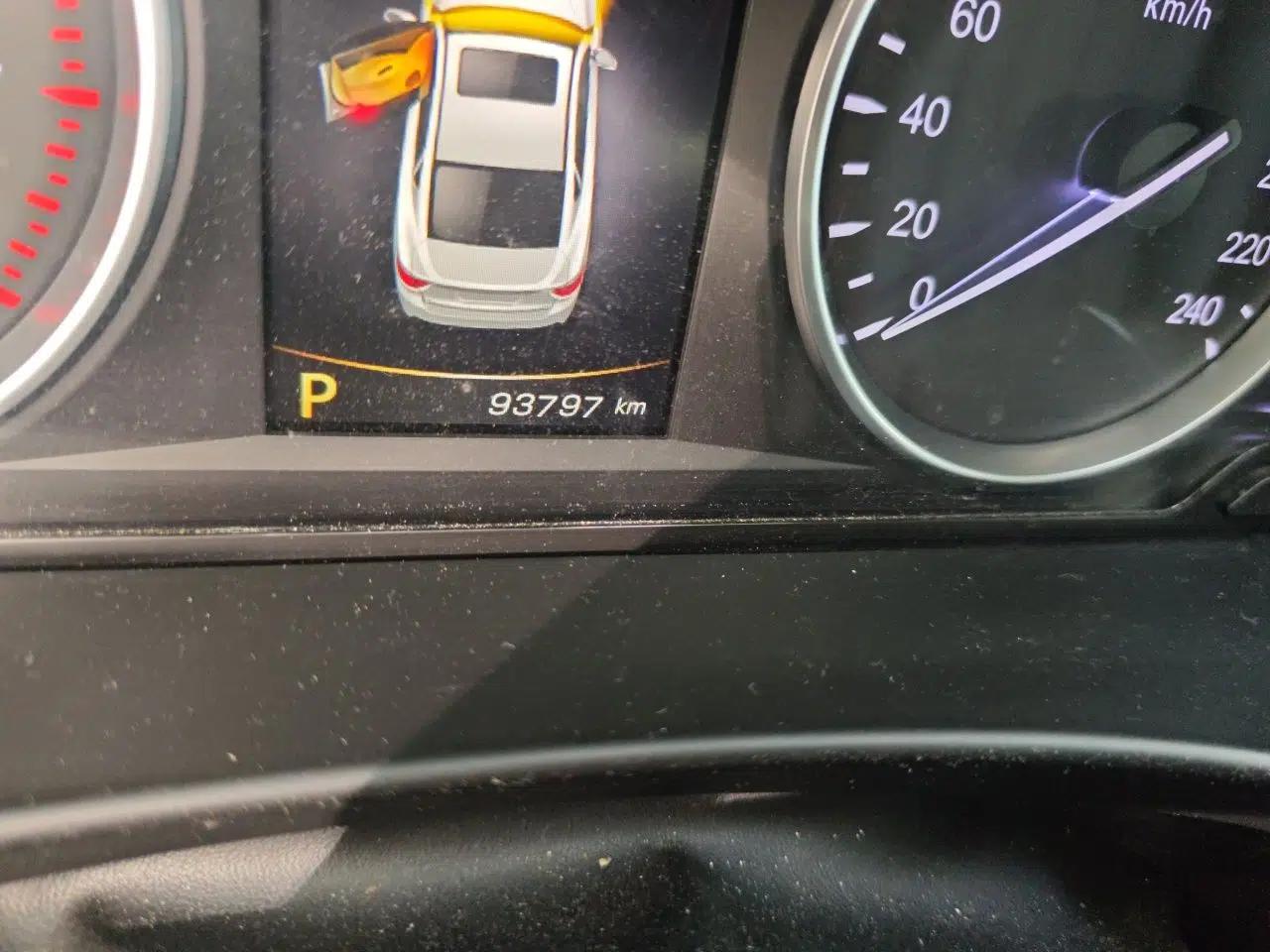 Geely Auto Emgrand GT 2016 1.8T Zunya Model — миниатюра 12