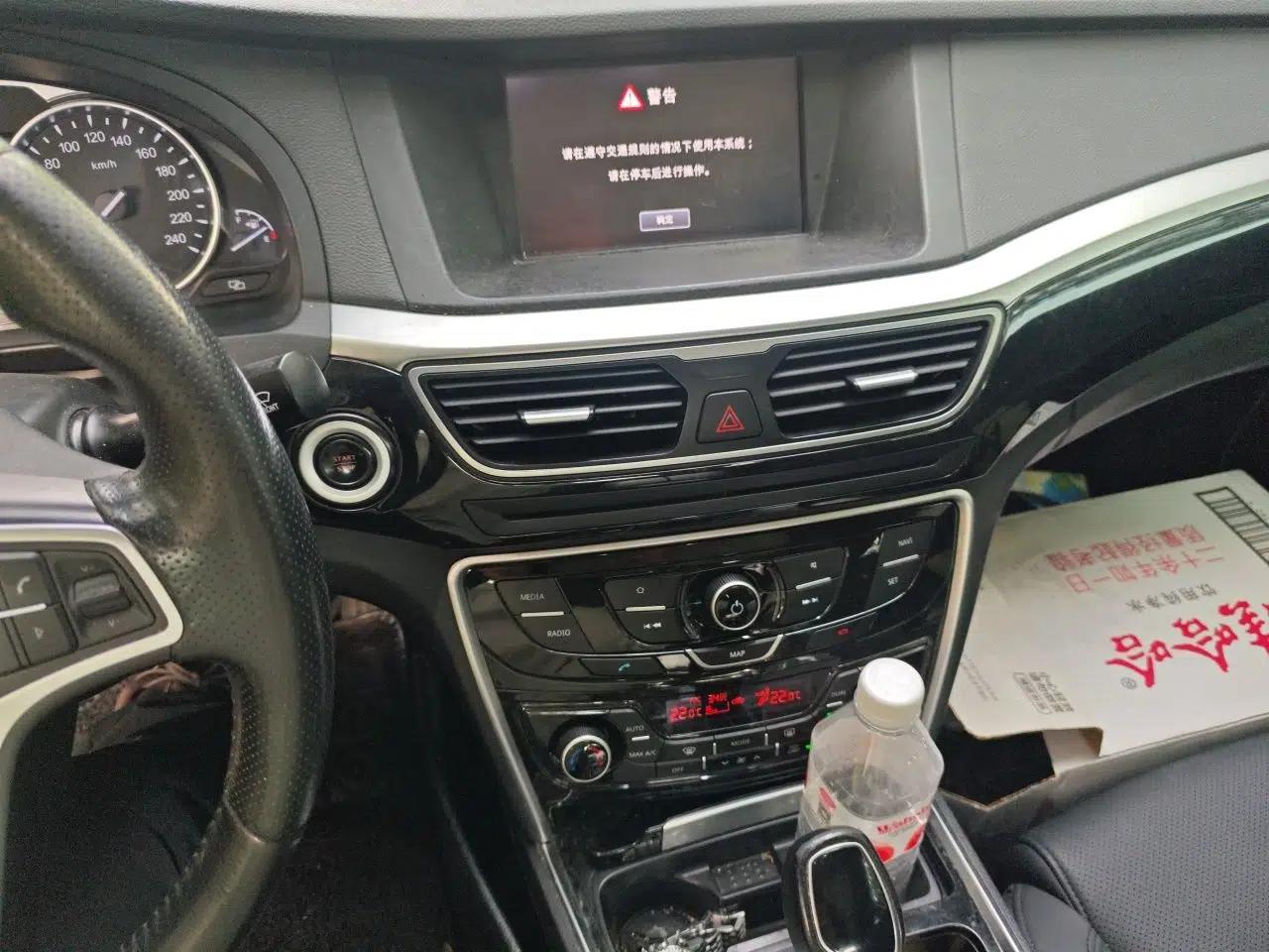 Geely Auto Emgrand GT 2016 1.8T Zunya Model — миниатюра 13