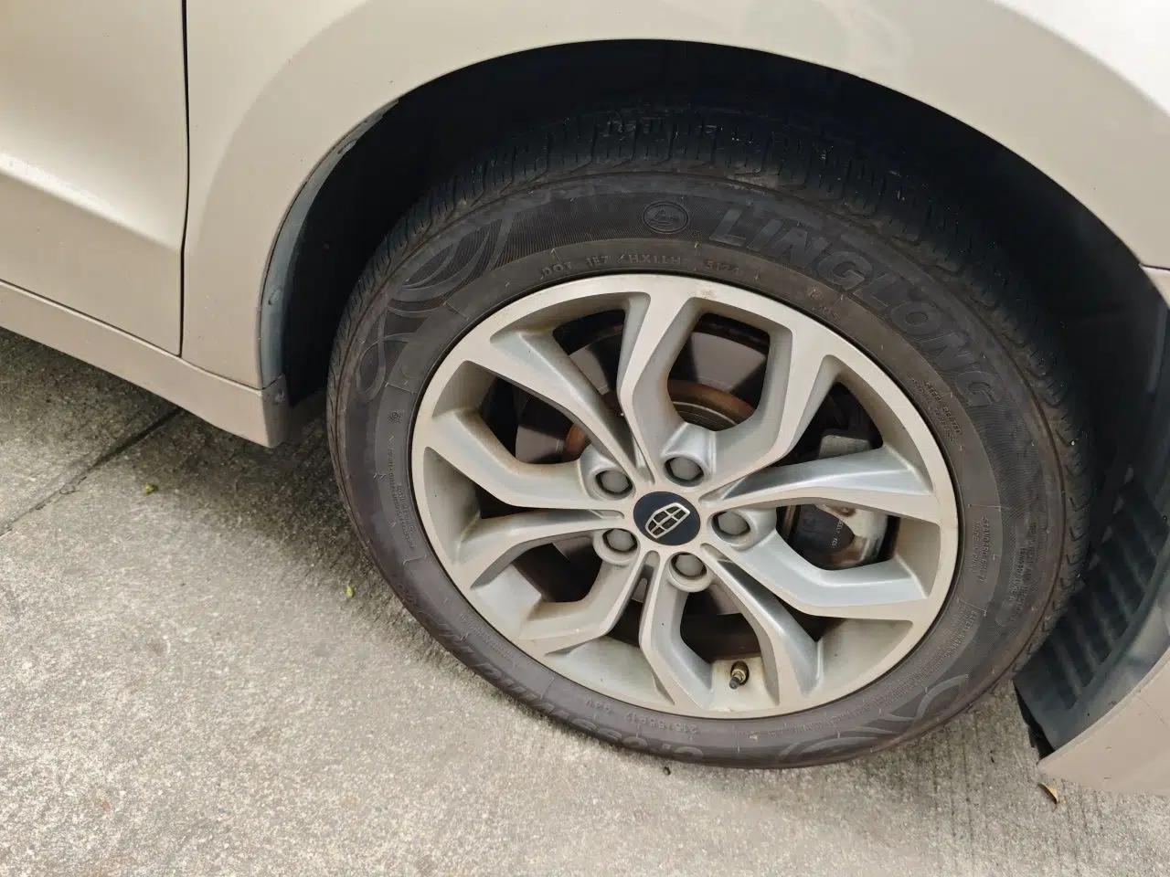Geely Auto Emgrand GT 2016 1.8T Zunya Model — миниатюра 8