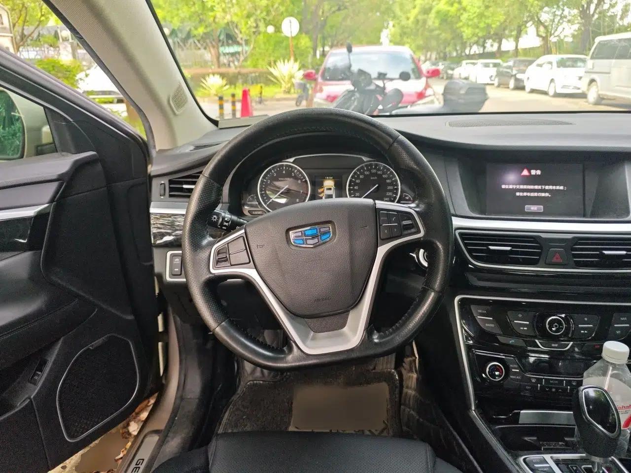 Geely Auto Emgrand GT 2016 1.8T Zunya Model — миниатюра 10