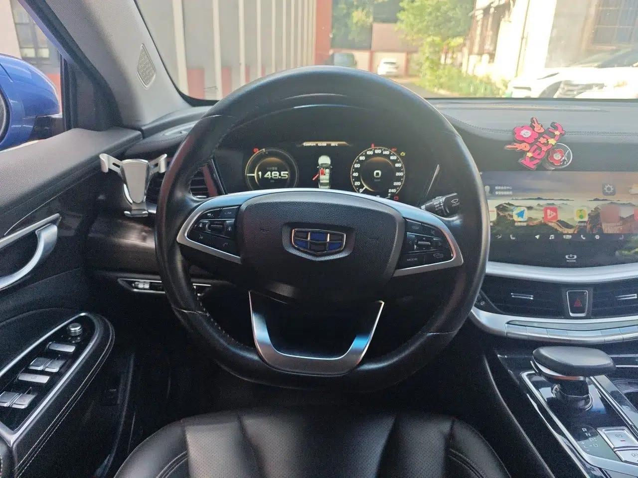 Geely Auto Emgrand GT New Energy 2018 1.5T PHEV Yao Ling Edition — миниатюра 10