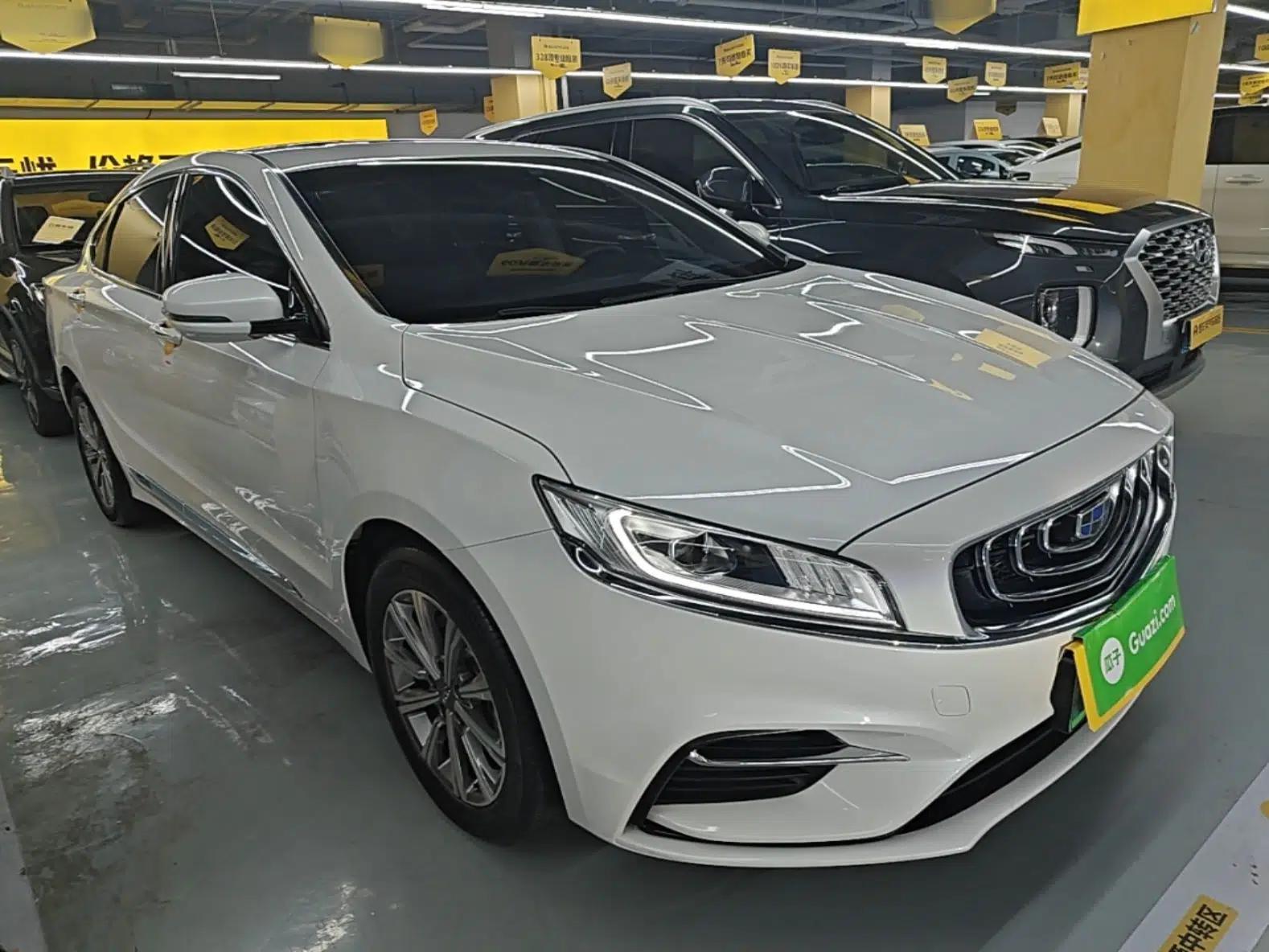 Geely Auto Emgrand GT New Energy 2020 1.5T PHEV Yaoxiang Edition — миниатюра 3