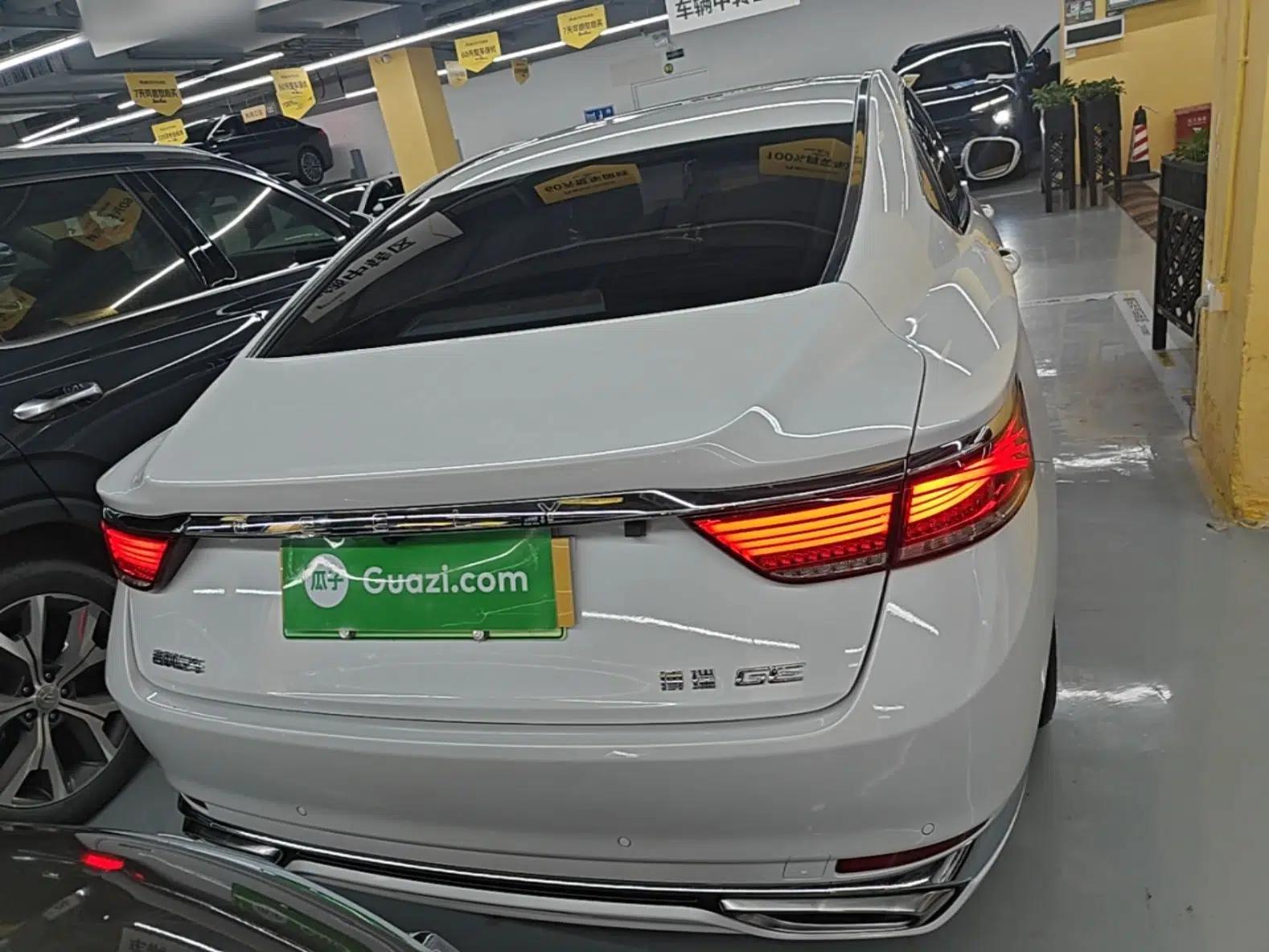 Geely Auto Emgrand GT New Energy 2020 1.5T PHEV Yaoxiang Edition — миниатюра 5