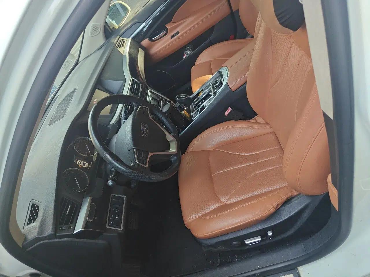 Geely Auto Emgrand GT 2016 1.8T Zunya Model — миниатюра 15