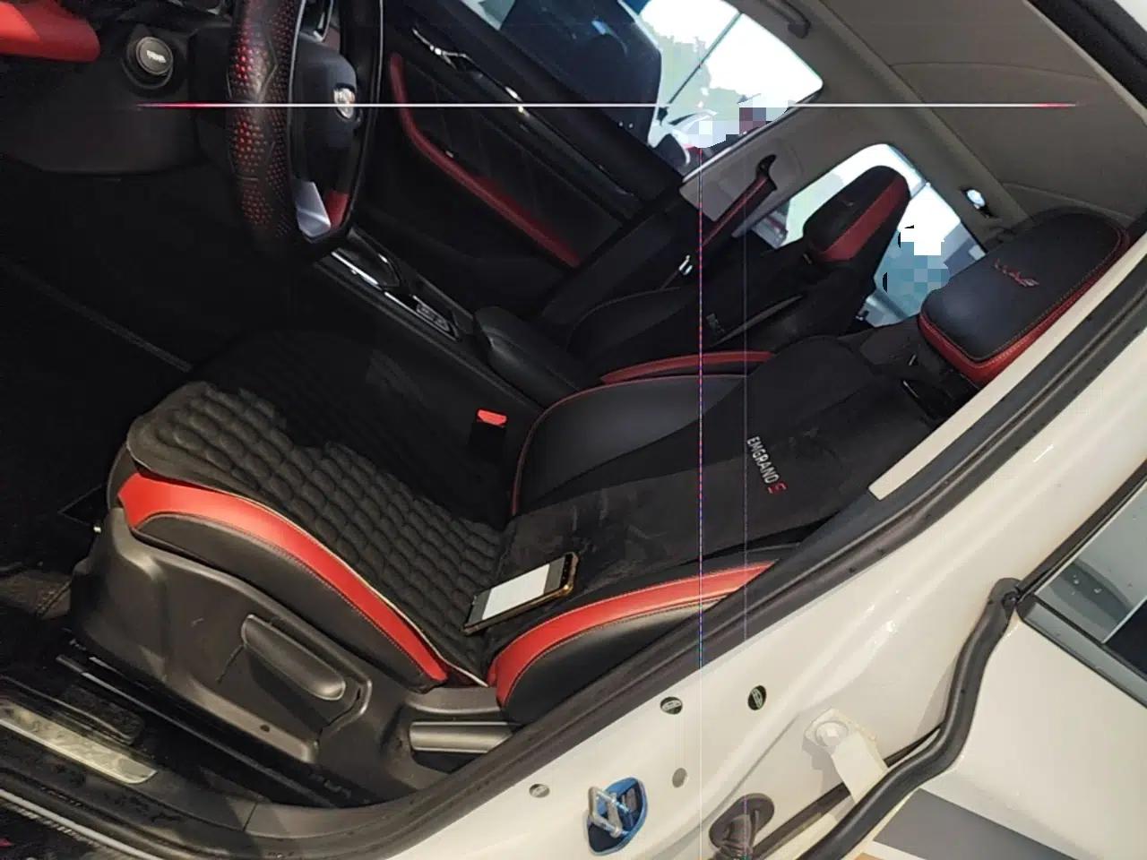 Geely Auto Emgrand S 2021 1.4T CVT Luxury Version — миниатюра 17