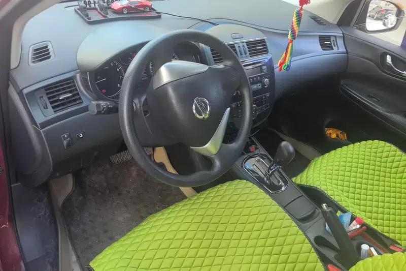 2013 Tiida 1.6L CVT Cool Edition — миниатюра 13