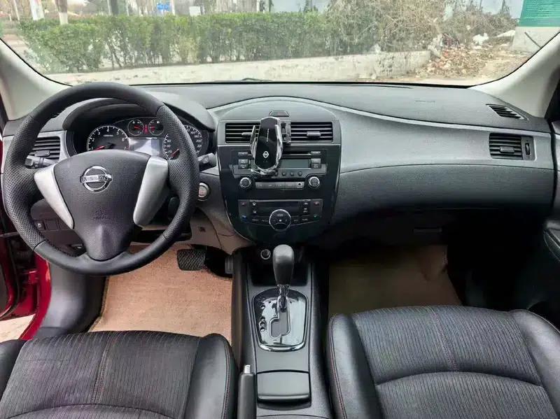2011 Tiida 1.6T M-CVT Sport Edition — миниатюра 6