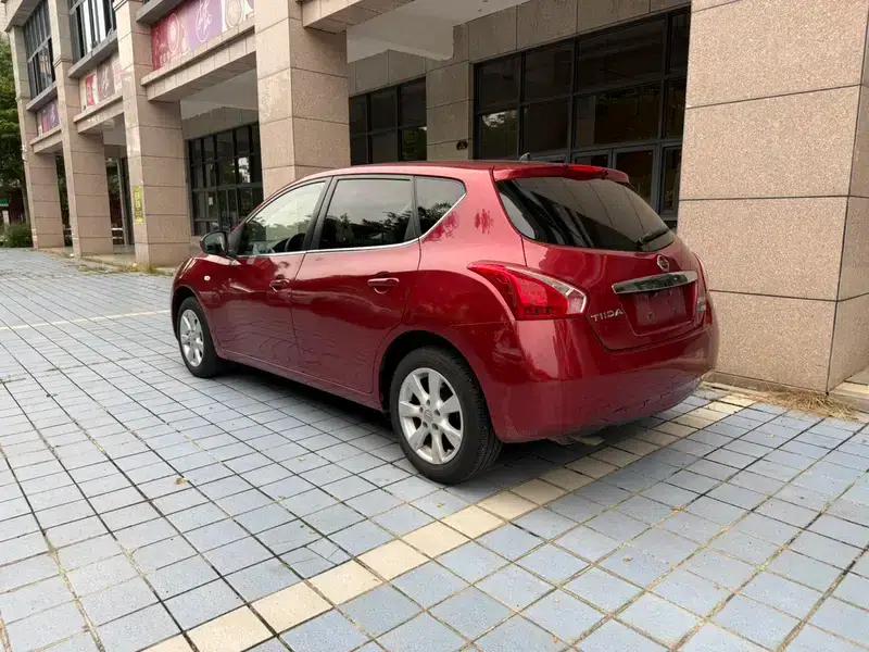 2014 Tiida 1.6L CVT Cool Edition — миниатюра 4