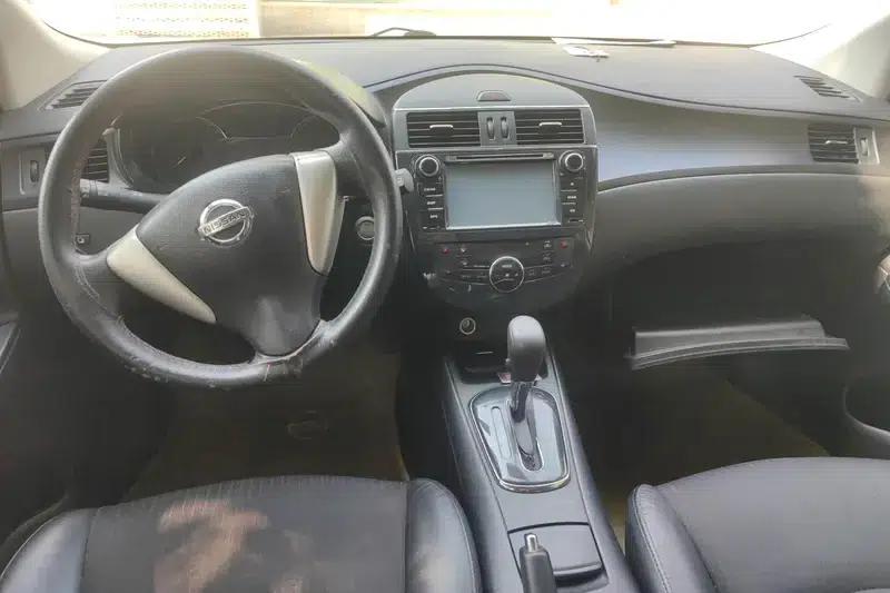 Tiida 2011 1.6L CVT Smart — миниатюра 12
