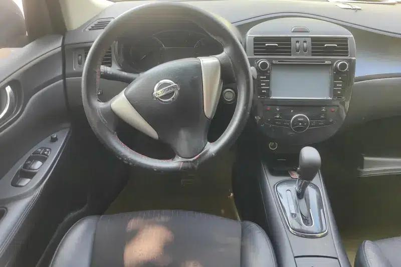 Tiida 2011 1.6L CVT Smart — миниатюра 14