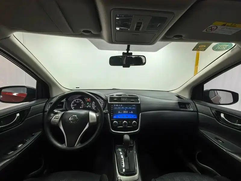 2016 Tiida 1.6L CVT Sport Edition — миниатюра 14