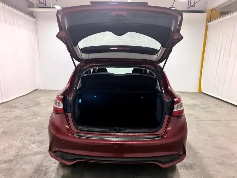 2016 Tiida 1.6L CVT Sport Edition — миниатюра 20