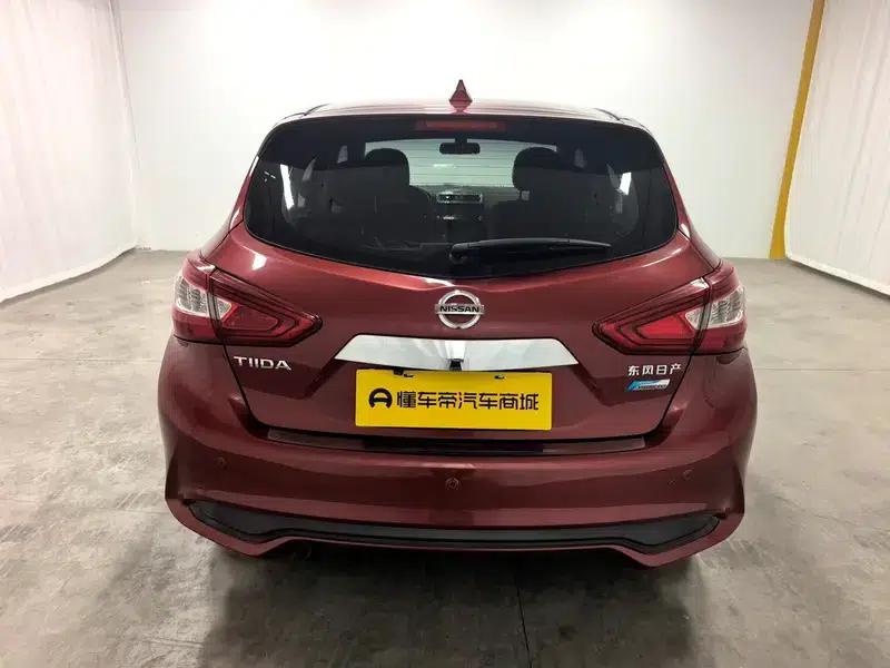 2016 Tiida 1.6L CVT Sport Edition — миниатюра 6