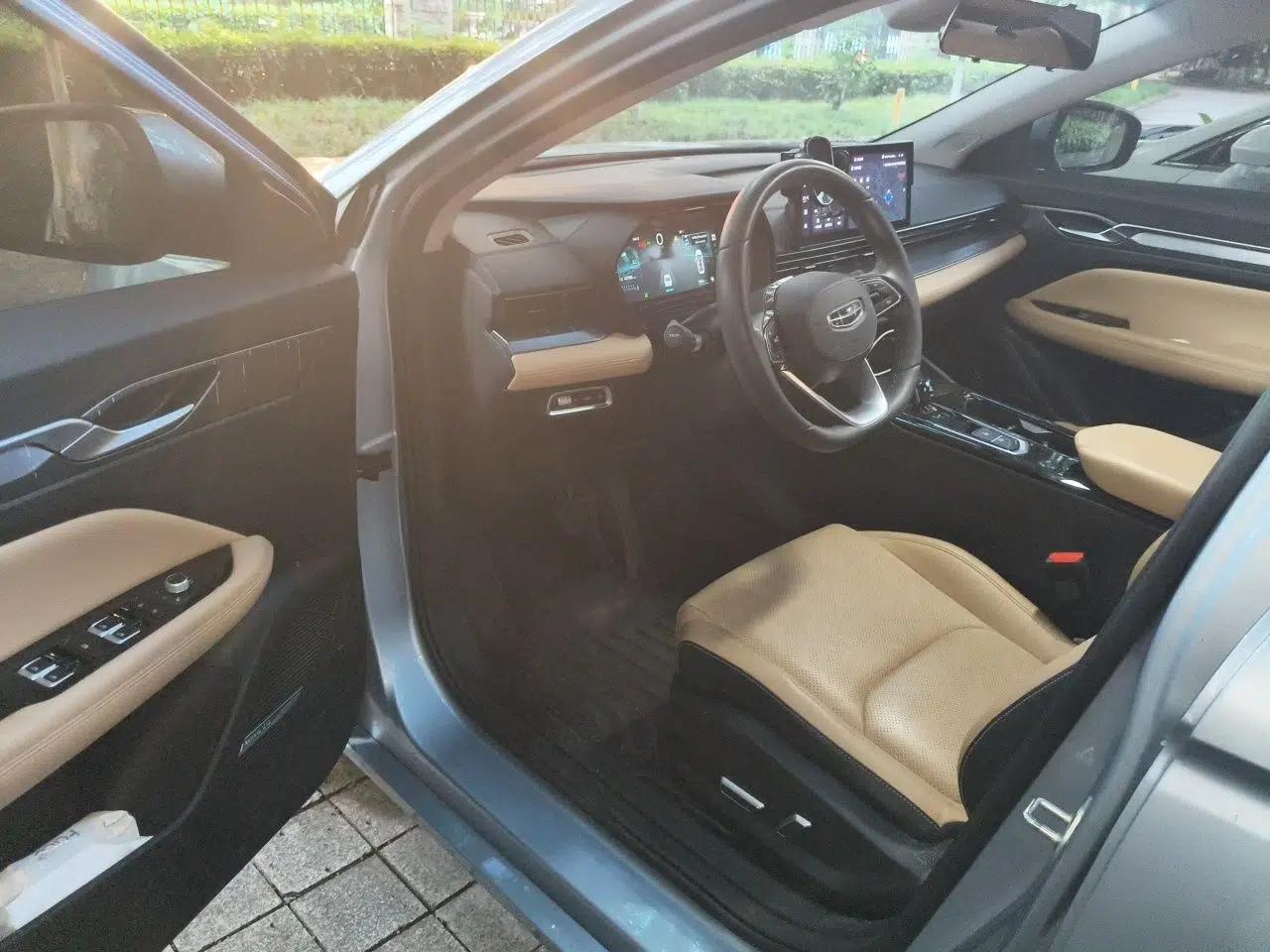 Geely Auto Emgrand L HiP 2024 Longteng Edition 1.5TD-DHT Pro 100KM Excellence Model — миниатюра 16