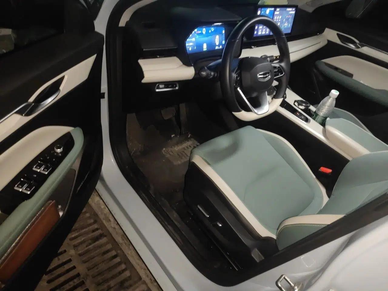 Geely Auto Emgrand L HiP 2022 1.5TD-DHT Pro 100KM Super Rui — миниатюра 16