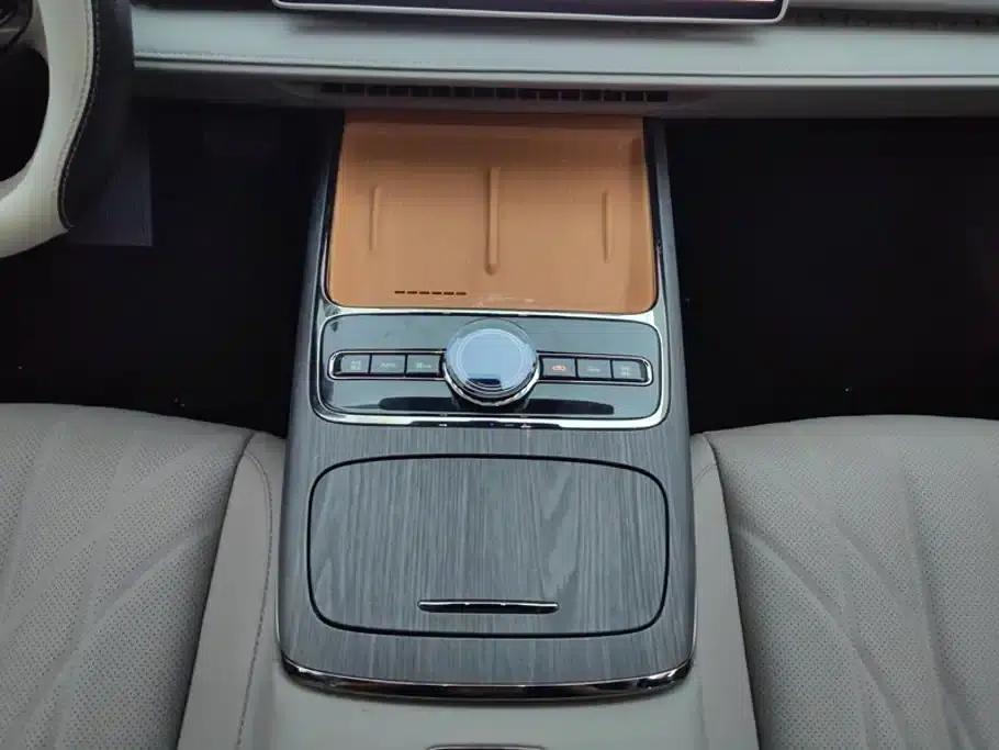 Galaxy Star 8 2025 Model 130km EM-i Premium Edition — миниатюра 16