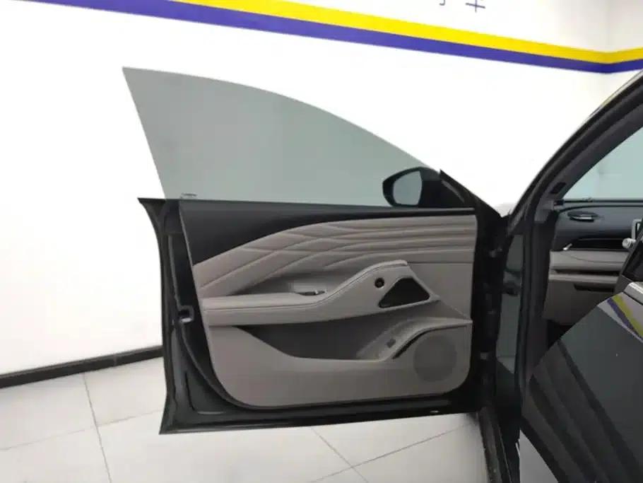 Galaxy Star 8 2025 Model 130km EM-i Premium Edition — миниатюра 7