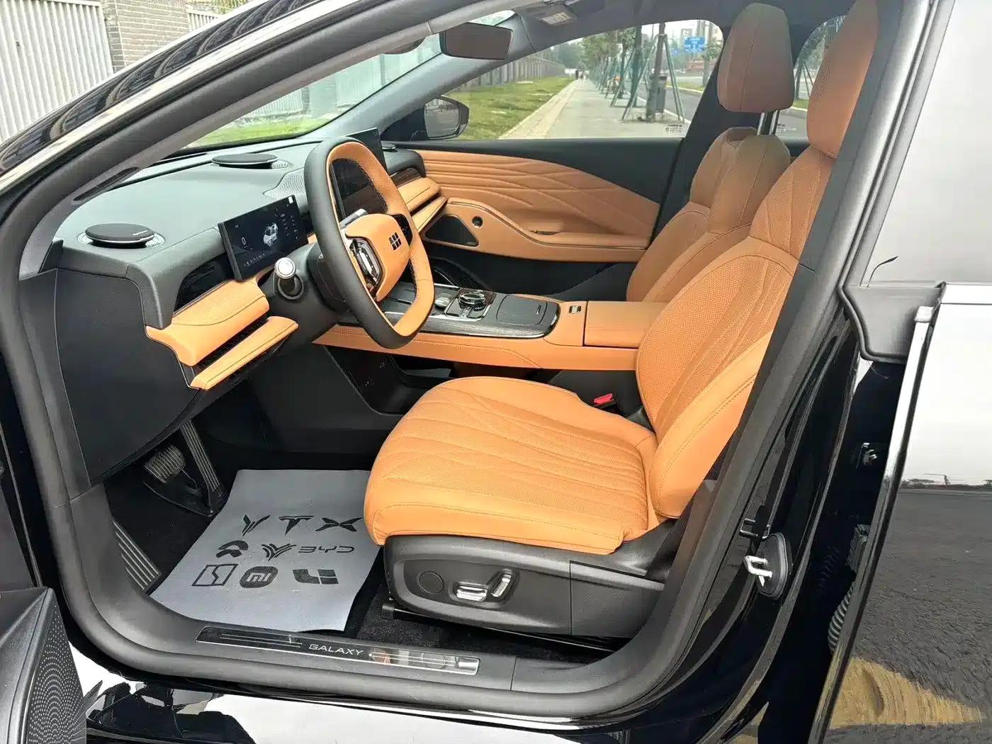 Galaxy Star 8 2025 Model 130km EM-i Premium Edition — миниатюра 7